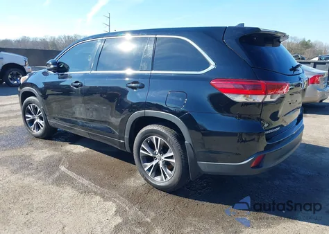 2017 Toyota Highlander Le Plus from USA, damaged, VIN 5TDBZRFH3HS371971